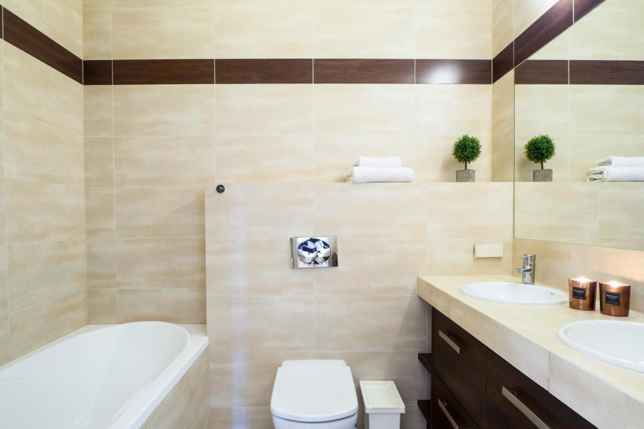 Prestige Apartment - Elegant & Quiet Stay 3 Rooms 90M2 - As Home Apartamenty Rynek 508 Breslavia Esterno foto